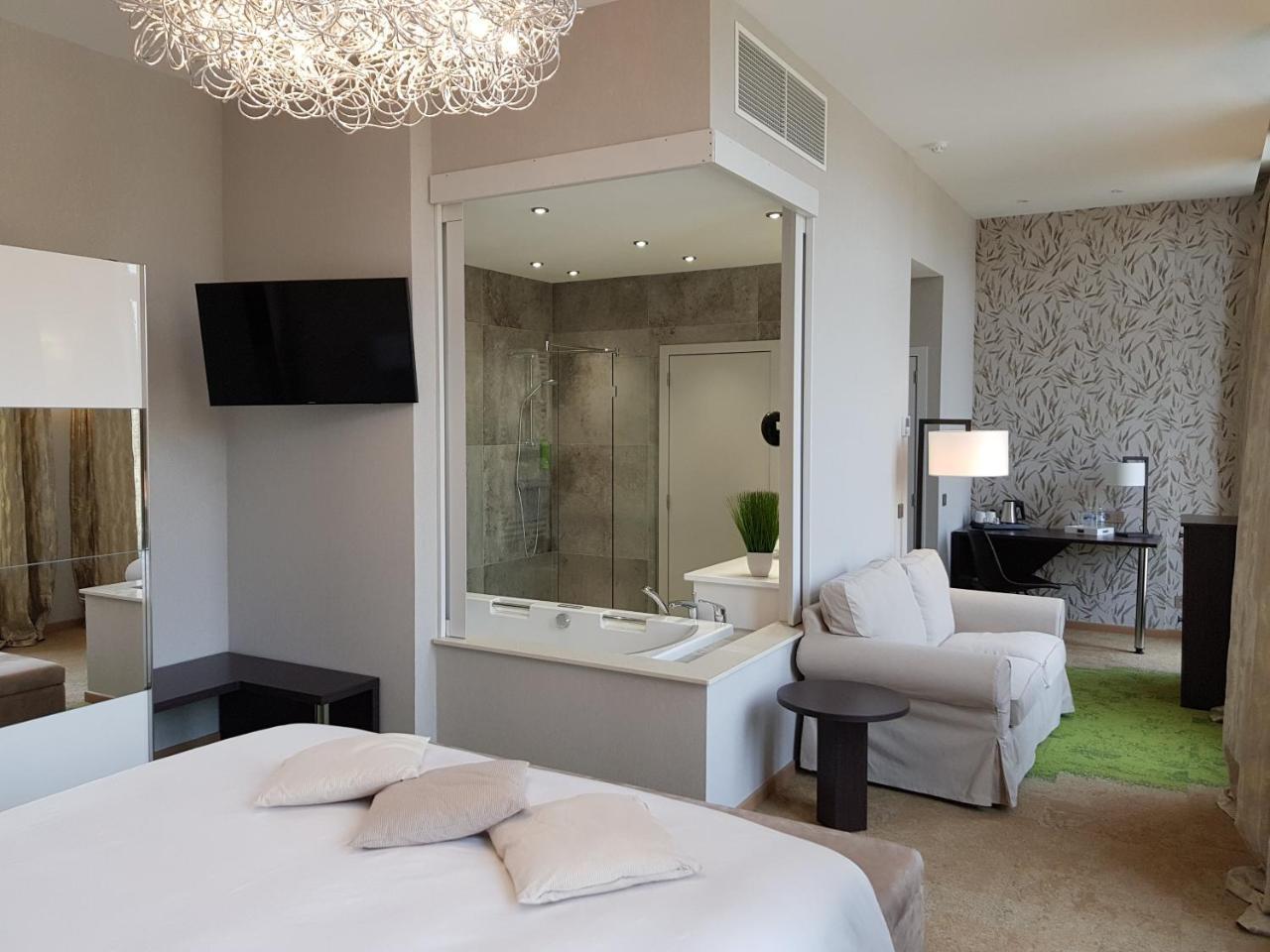 Hotel Du Parc 아트 외부 사진