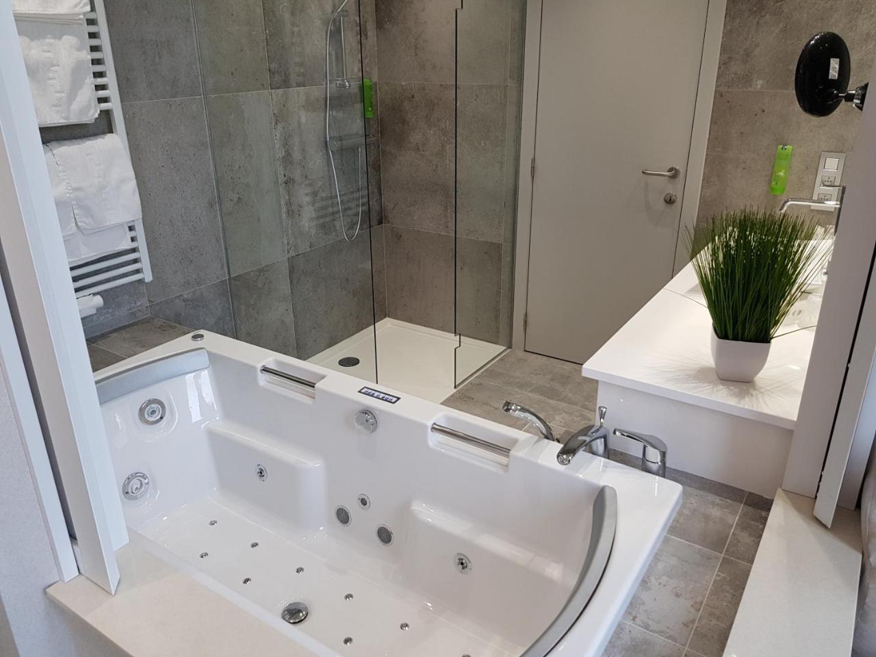 Hotel Du Parc 아트 외부 사진